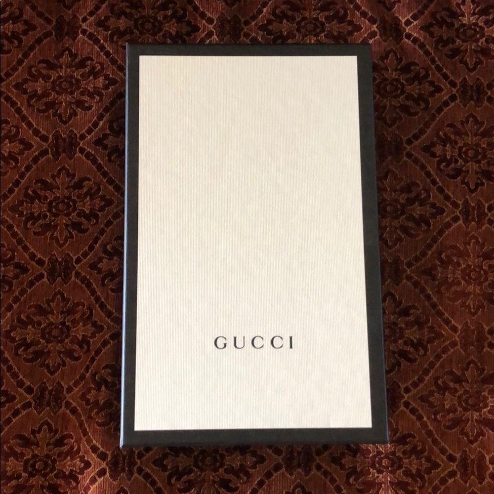 Gucci shoe box 👠